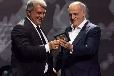 قرار بشأن ميركاتو الصيف.. رئيس رابطة الليجا يفاجئ برشلونة